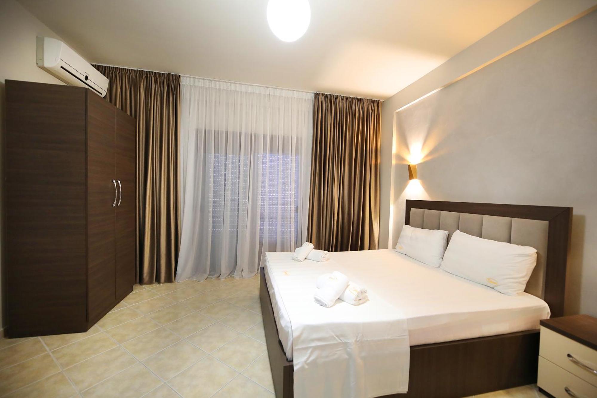 Hotel Erjuma Vlorë Exteriér fotografie