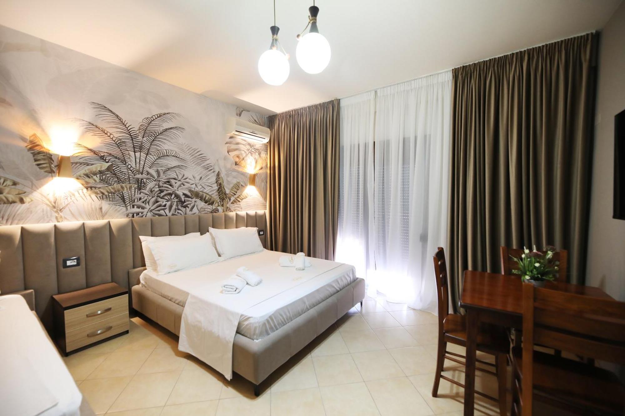 Hotel Erjuma Vlorë Exteriér fotografie